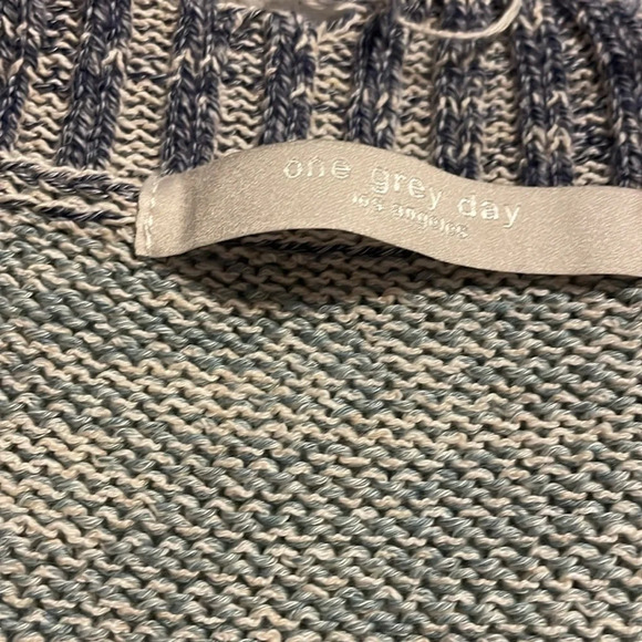 NWT One Grey Day Walter Pullover Distressed Raw Hem Sweater‎ Sz Small - Picture 7 of 10